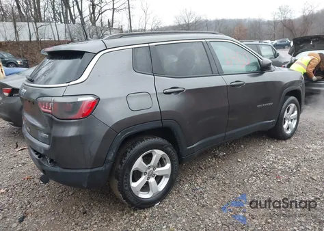 2018 Jeep Compass Latitude 4X4 z USA, uszkodzony, nr VIN 3C4NJDBB0JT398341